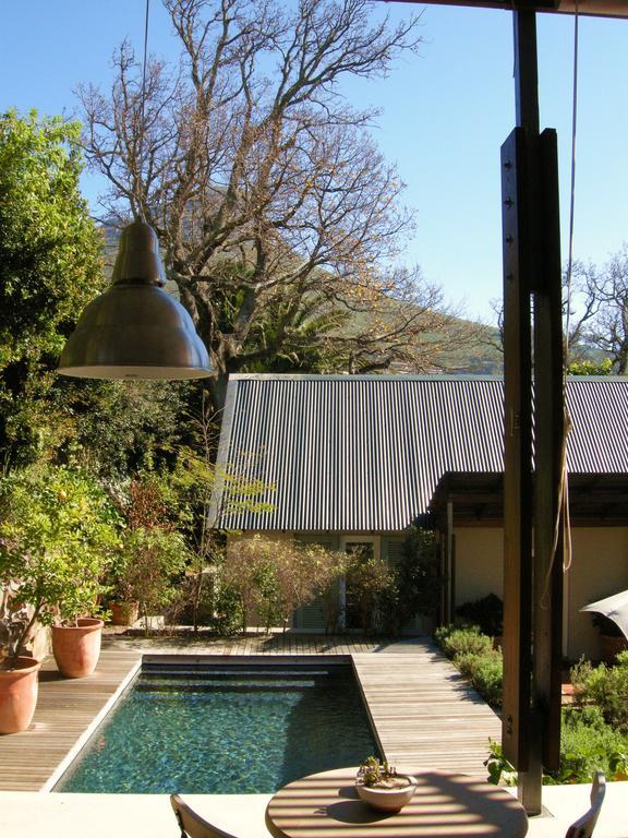 Four Rosmead Boutique Guesthouse Cape Town Exterior foto