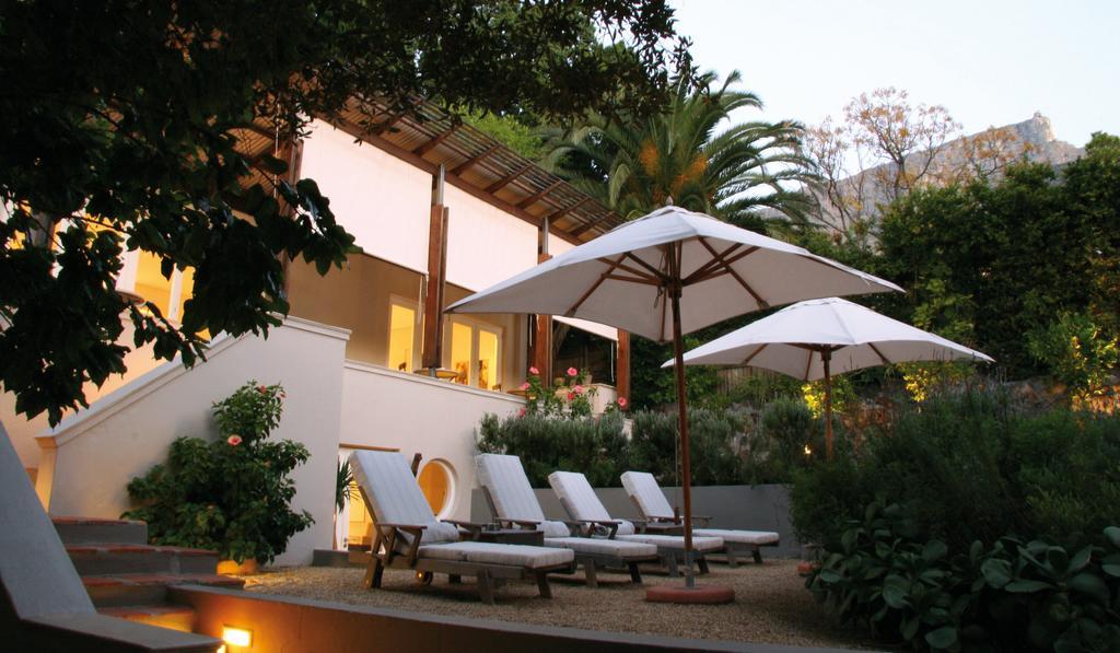 Four Rosmead Boutique Guesthouse Cape Town Exterior foto